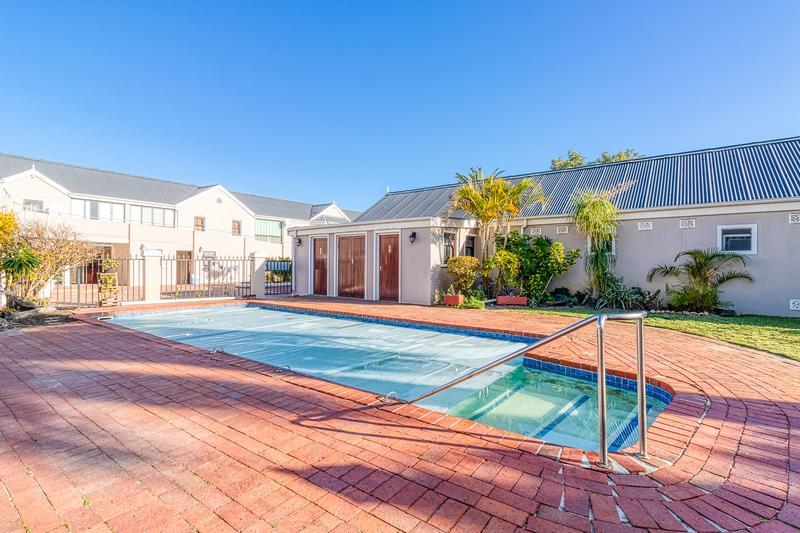 1 Bedroom Property for Sale in Arauna Western Cape